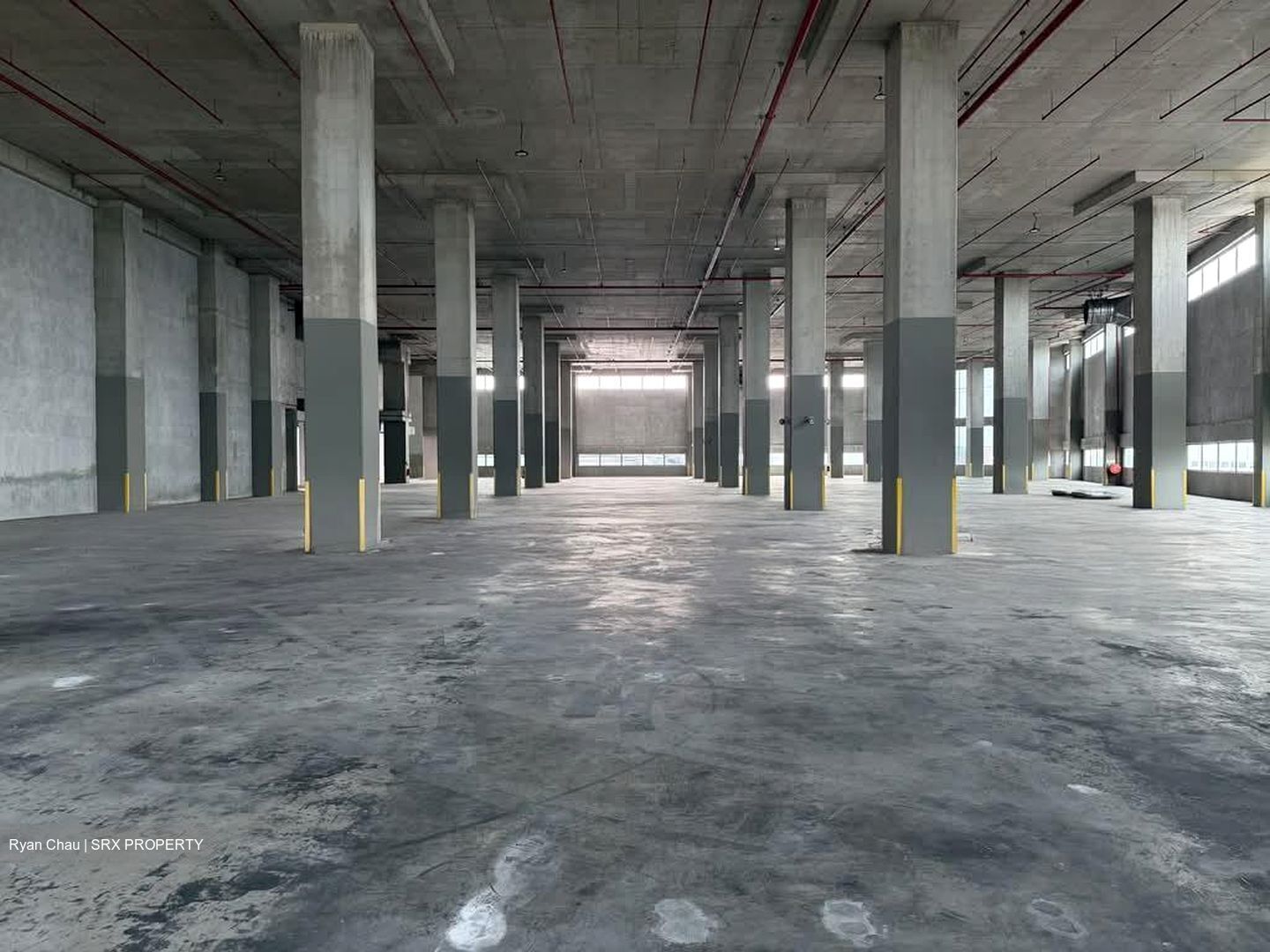 Ibm Place (D16), Warehouse #581726291